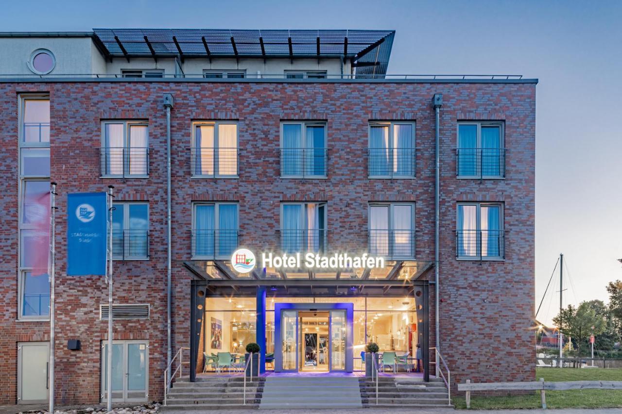 Hotel Stadthafen Stade Zewnętrze zdjęcie