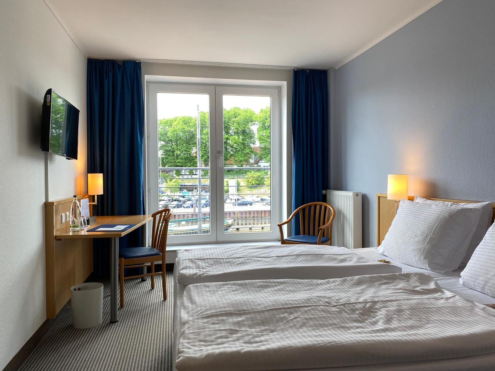 Hotel Stadthafen Stade Zewnętrze zdjęcie