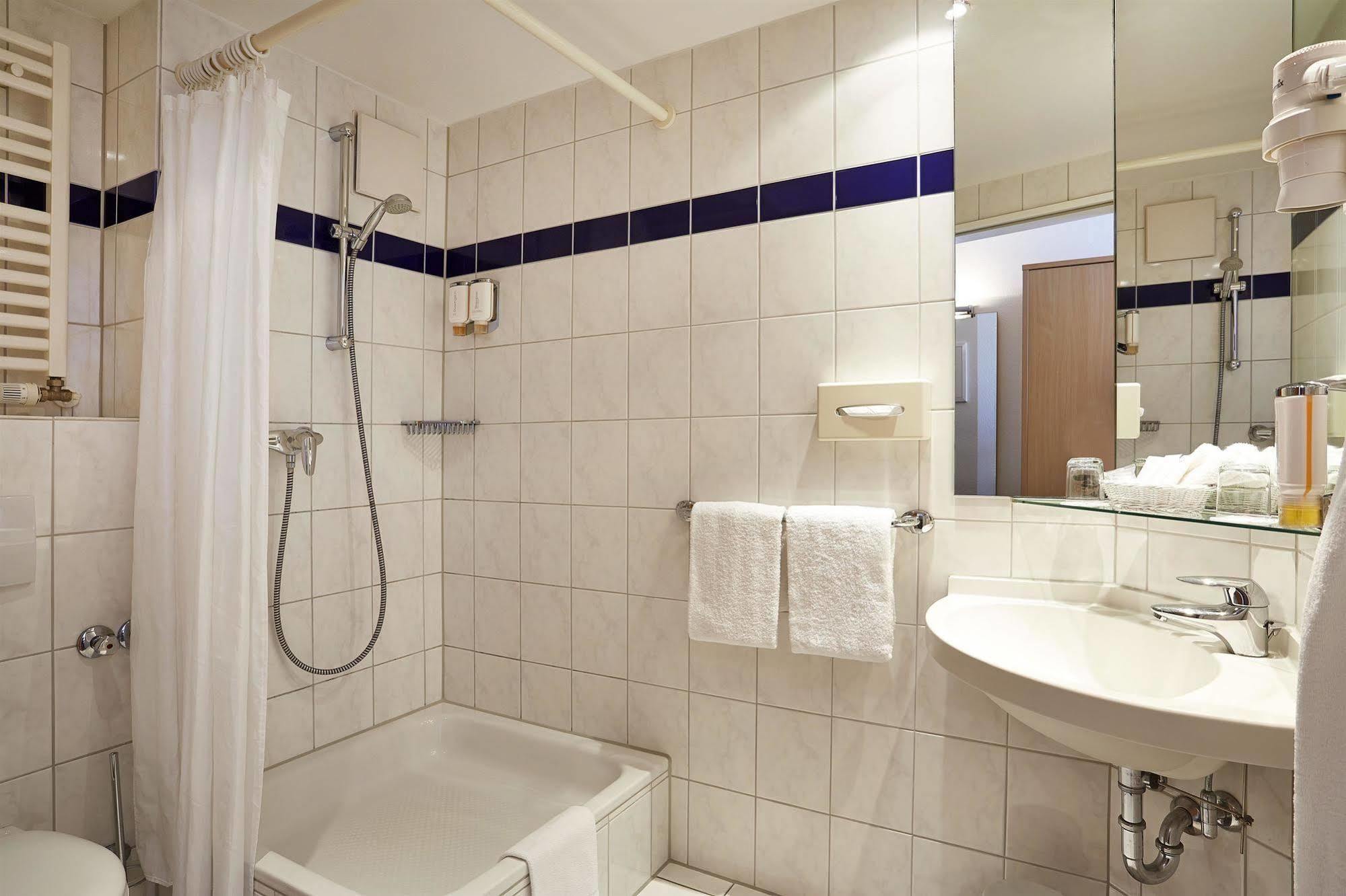 Hotel Stadthafen Stade Zewnętrze zdjęcie