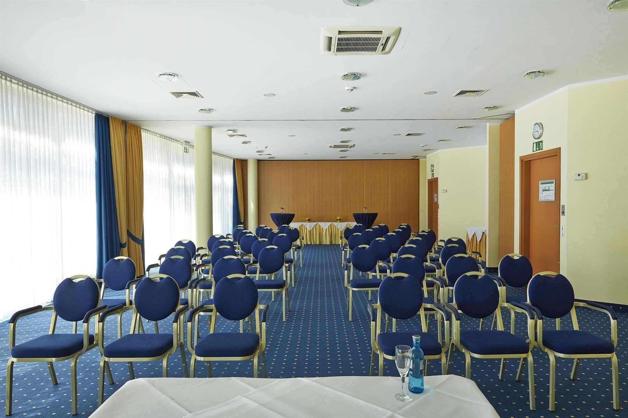 Hotel Stadthafen Stade Zewnętrze zdjęcie