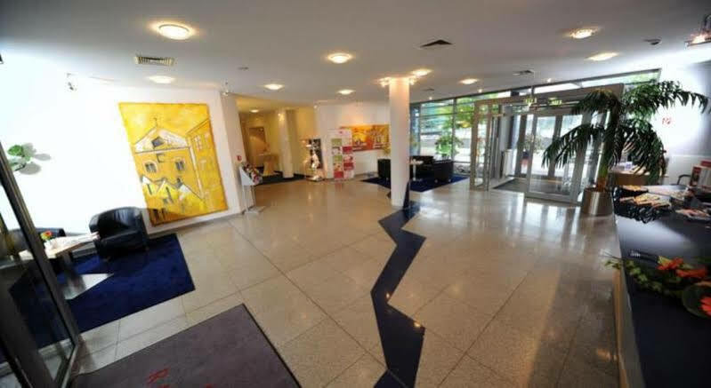 Hotel Stadthafen Stade Zewnętrze zdjęcie